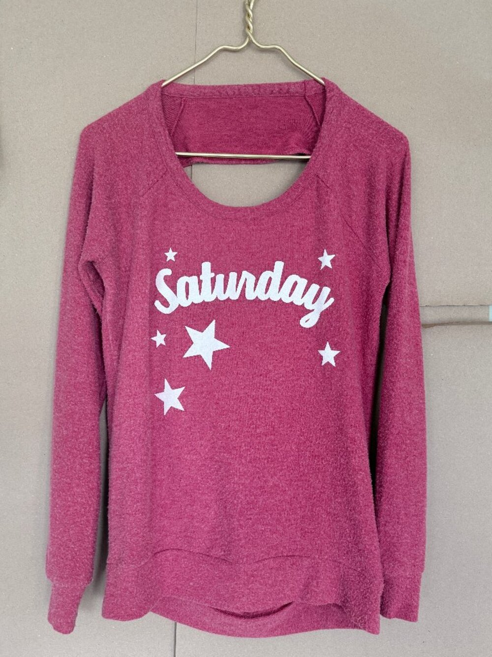 Open back red Saturday sweatshirt, Sz small